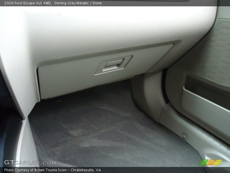 Sterling Grey Metallic / Stone 2009 Ford Escape XLS 4WD