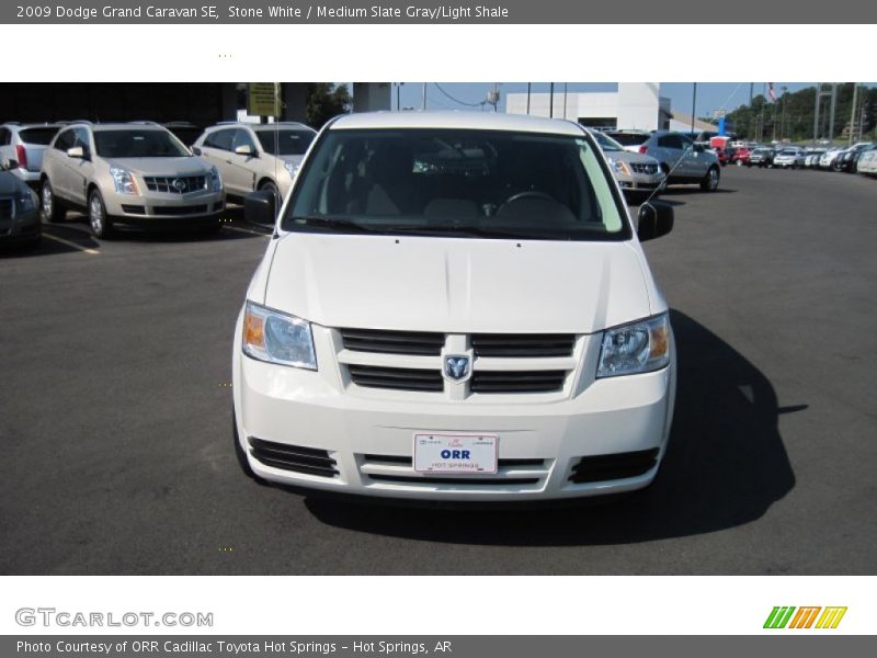 Stone White / Medium Slate Gray/Light Shale 2009 Dodge Grand Caravan SE