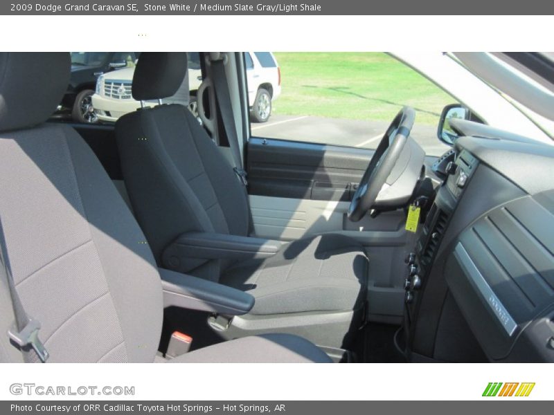 Stone White / Medium Slate Gray/Light Shale 2009 Dodge Grand Caravan SE