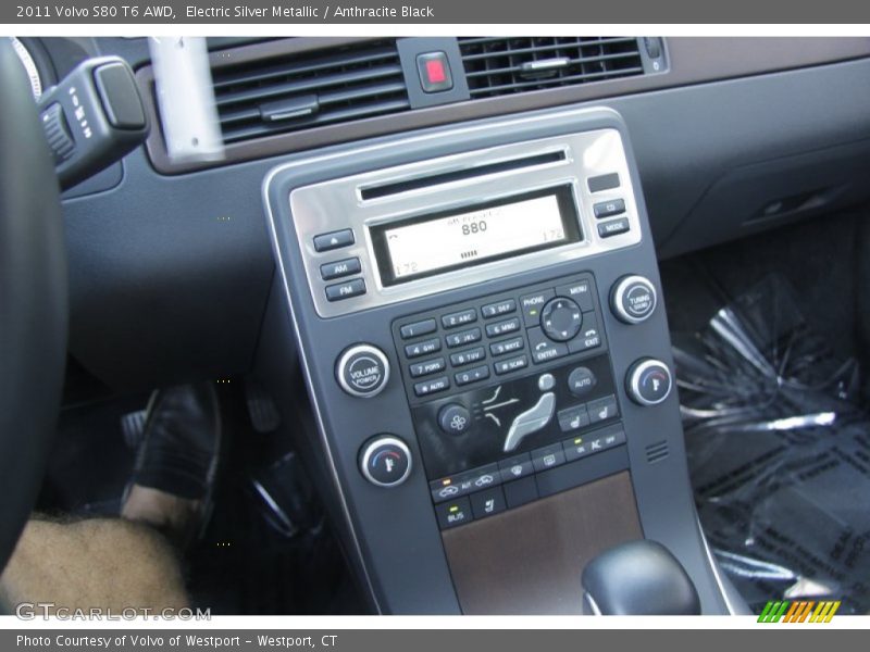 Electric Silver Metallic / Anthracite Black 2011 Volvo S80 T6 AWD