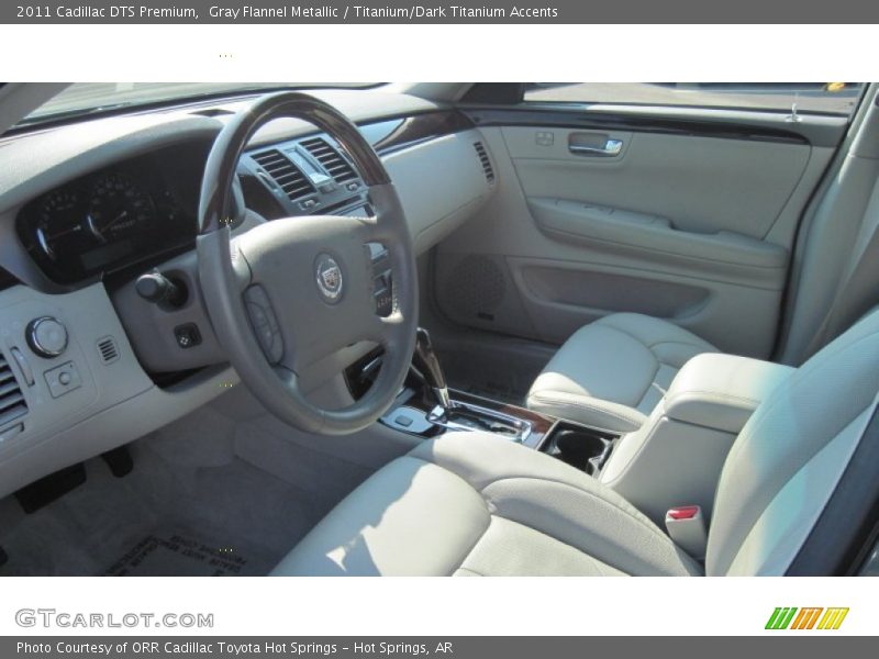 Gray Flannel Metallic / Titanium/Dark Titanium Accents 2011 Cadillac DTS Premium