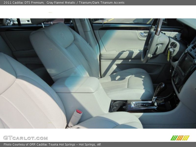 Gray Flannel Metallic / Titanium/Dark Titanium Accents 2011 Cadillac DTS Premium