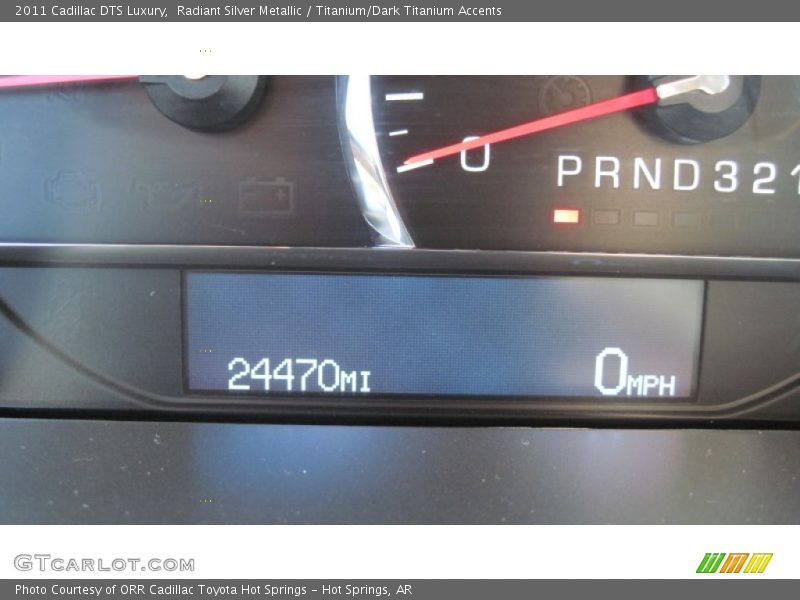 Radiant Silver Metallic / Titanium/Dark Titanium Accents 2011 Cadillac DTS Luxury