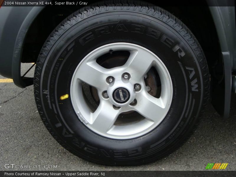 Super Black / Gray 2004 Nissan Xterra XE 4x4