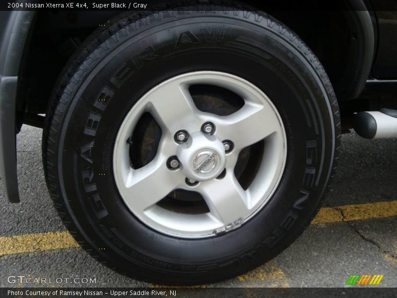 Super Black / Gray 2004 Nissan Xterra XE 4x4