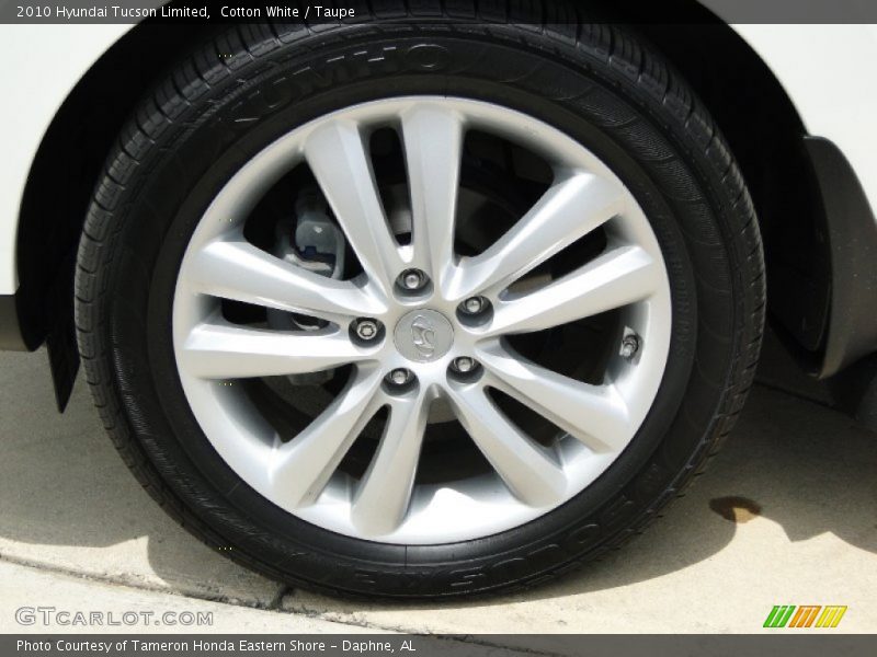 Cotton White / Taupe 2010 Hyundai Tucson Limited
