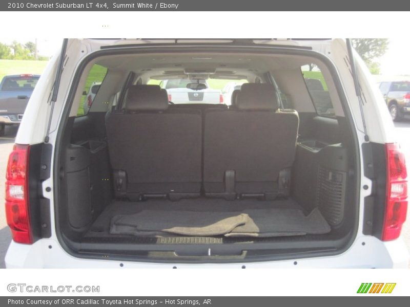 Summit White / Ebony 2010 Chevrolet Suburban LT 4x4