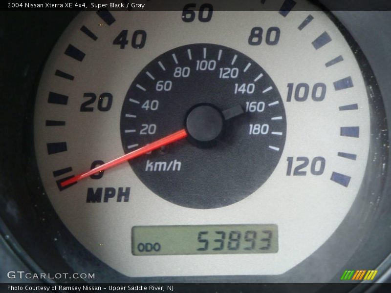 Super Black / Gray 2004 Nissan Xterra XE 4x4