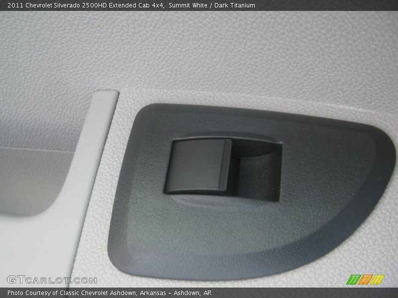 Summit White / Dark Titanium 2011 Chevrolet Silverado 2500HD Extended Cab 4x4