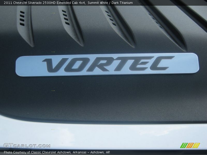 Summit White / Dark Titanium 2011 Chevrolet Silverado 2500HD Extended Cab 4x4