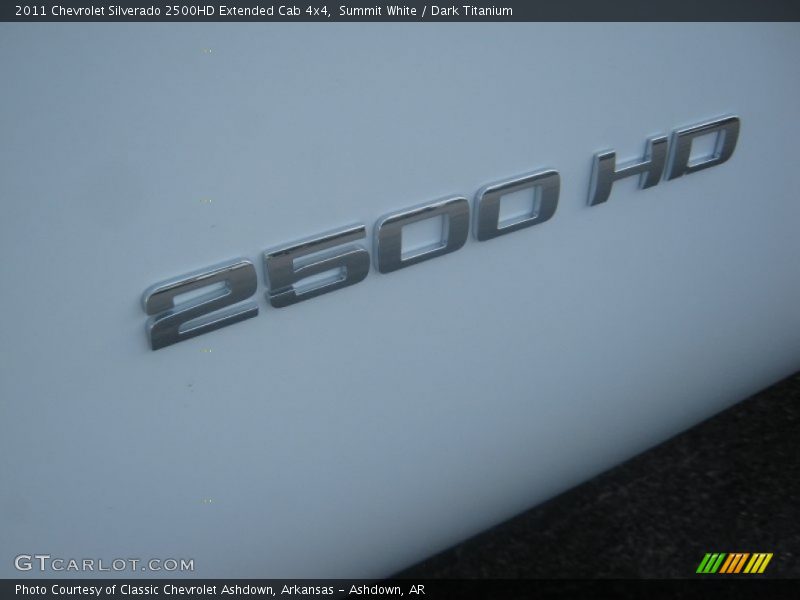 Summit White / Dark Titanium 2011 Chevrolet Silverado 2500HD Extended Cab 4x4