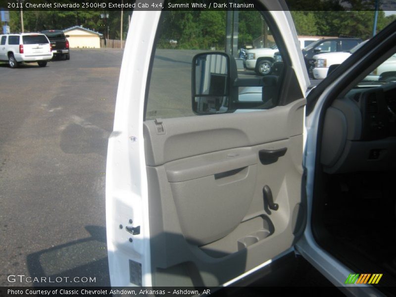 Summit White / Dark Titanium 2011 Chevrolet Silverado 2500HD Extended Cab 4x4