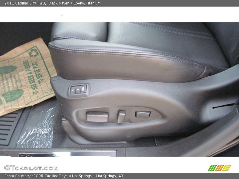 Black Raven / Ebony/Titanium 2011 Cadillac SRX FWD