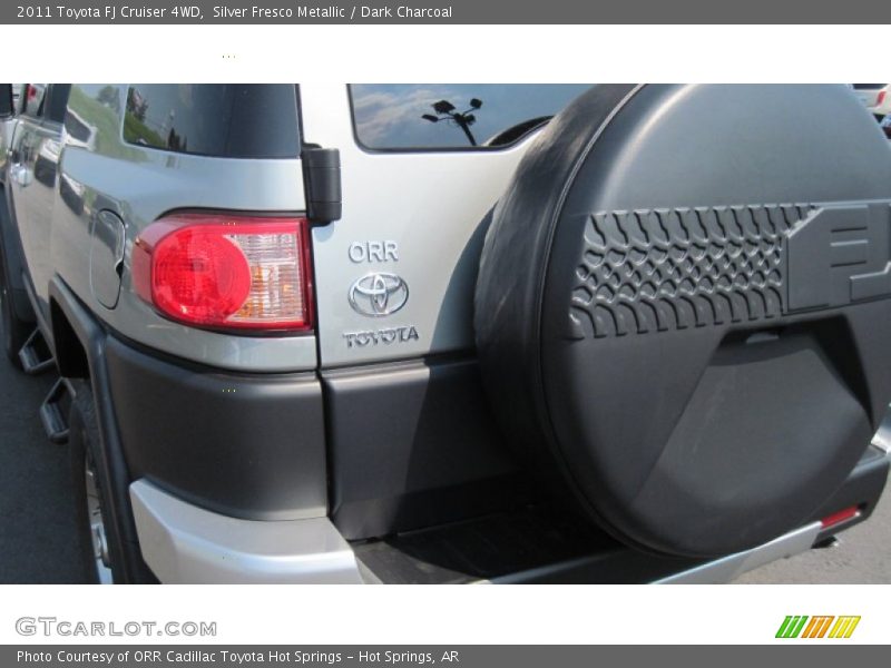 Silver Fresco Metallic / Dark Charcoal 2011 Toyota FJ Cruiser 4WD