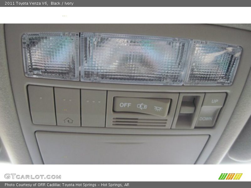 Black / Ivory 2011 Toyota Venza V6
