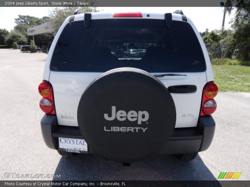 Stone White / Taupe 2004 Jeep Liberty Sport