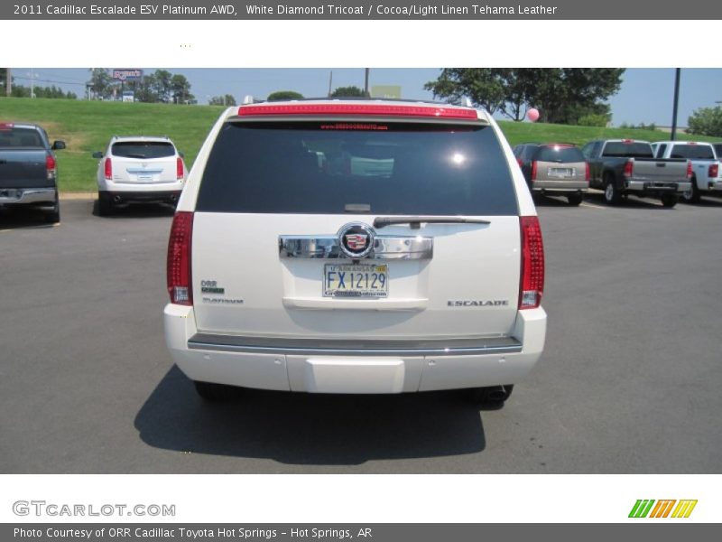 White Diamond Tricoat / Cocoa/Light Linen Tehama Leather 2011 Cadillac Escalade ESV Platinum AWD