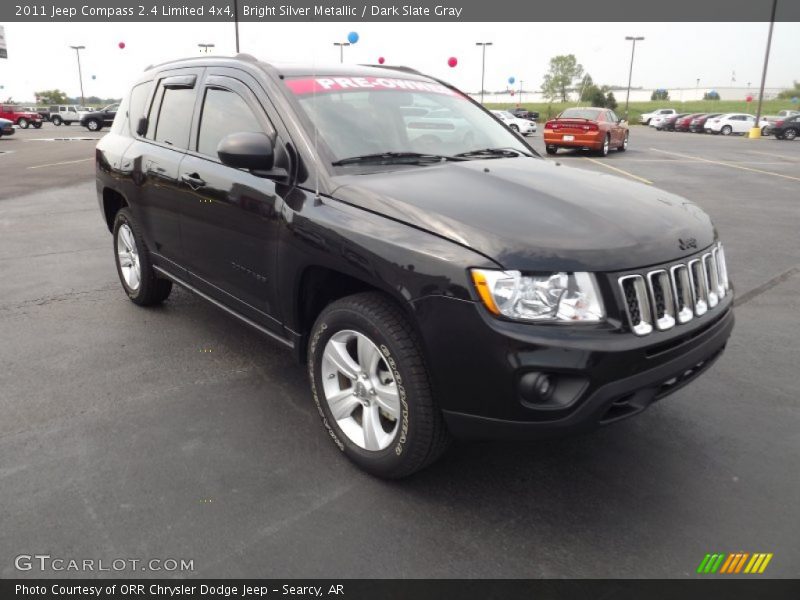 Front 3/4 View of 2011 Compass 2.4 Limited 4x4