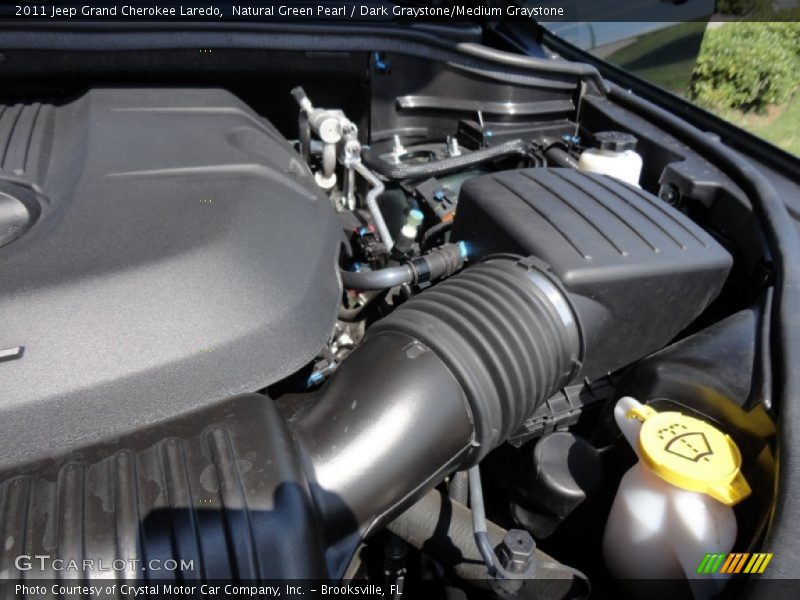 Natural Green Pearl / Dark Graystone/Medium Graystone 2011 Jeep Grand Cherokee Laredo