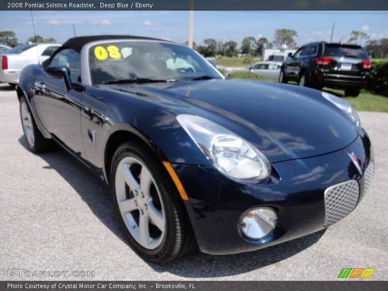 Front 3/4 View of 2008 Solstice Roadster