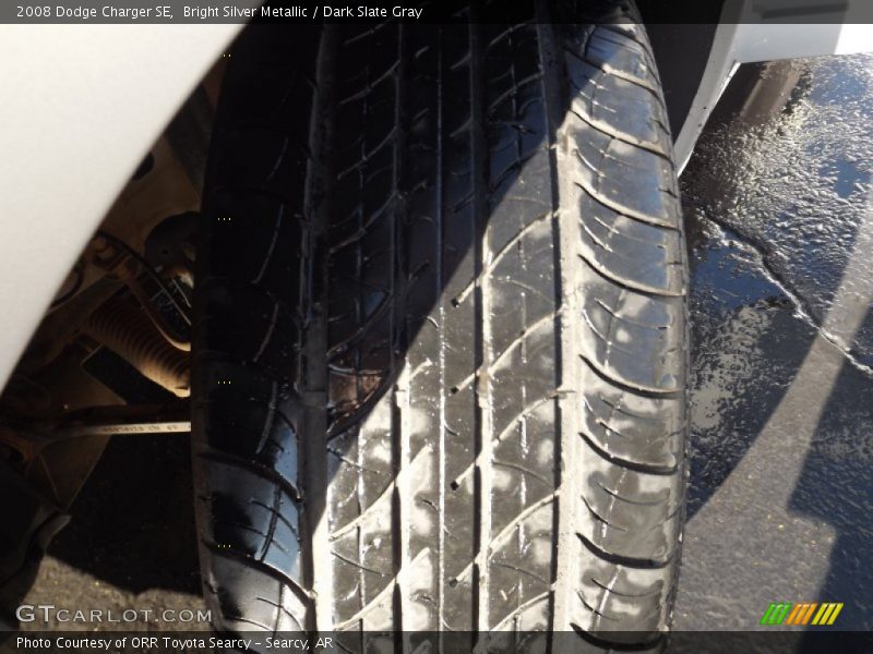 Bright Silver Metallic / Dark Slate Gray 2008 Dodge Charger SE