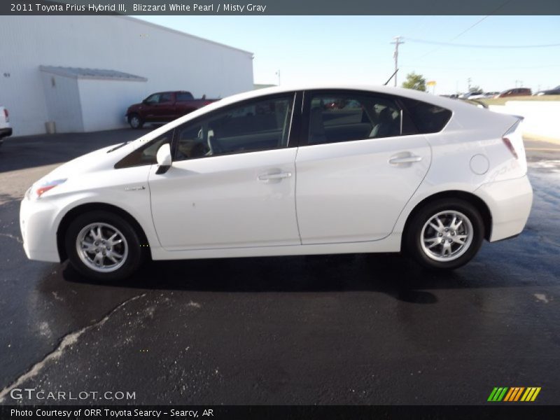 Blizzard White Pearl / Misty Gray 2011 Toyota Prius Hybrid III