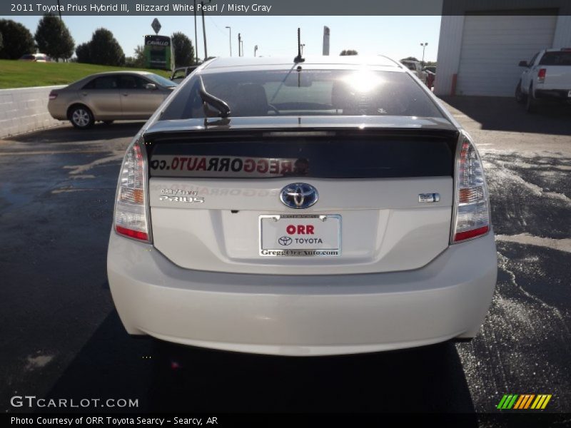 Blizzard White Pearl / Misty Gray 2011 Toyota Prius Hybrid III