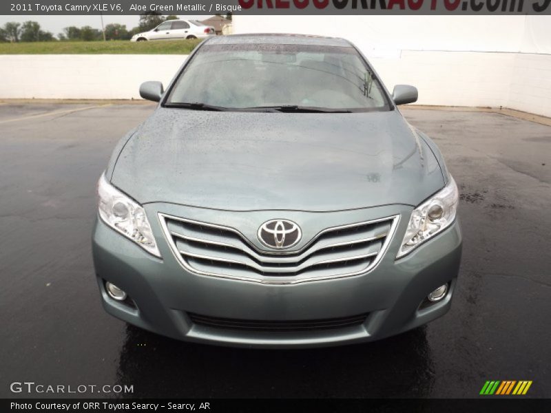 Aloe Green Metallic / Bisque 2011 Toyota Camry XLE V6