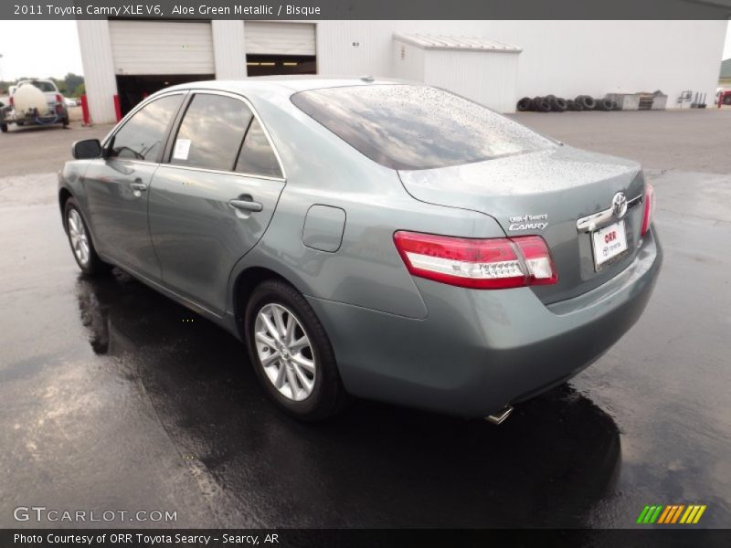 Aloe Green Metallic / Bisque 2011 Toyota Camry XLE V6