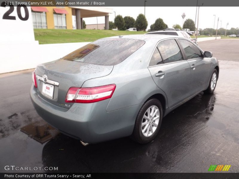 Aloe Green Metallic / Bisque 2011 Toyota Camry XLE V6