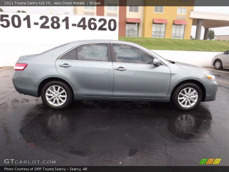 Aloe Green Metallic / Bisque 2011 Toyota Camry XLE V6