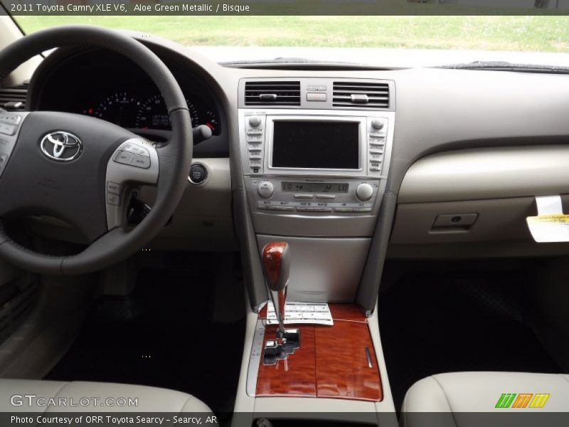 Aloe Green Metallic / Bisque 2011 Toyota Camry XLE V6