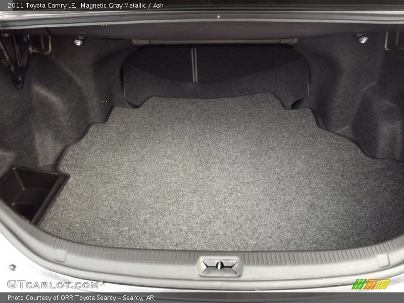 Magnetic Gray Metallic / Ash 2011 Toyota Camry LE