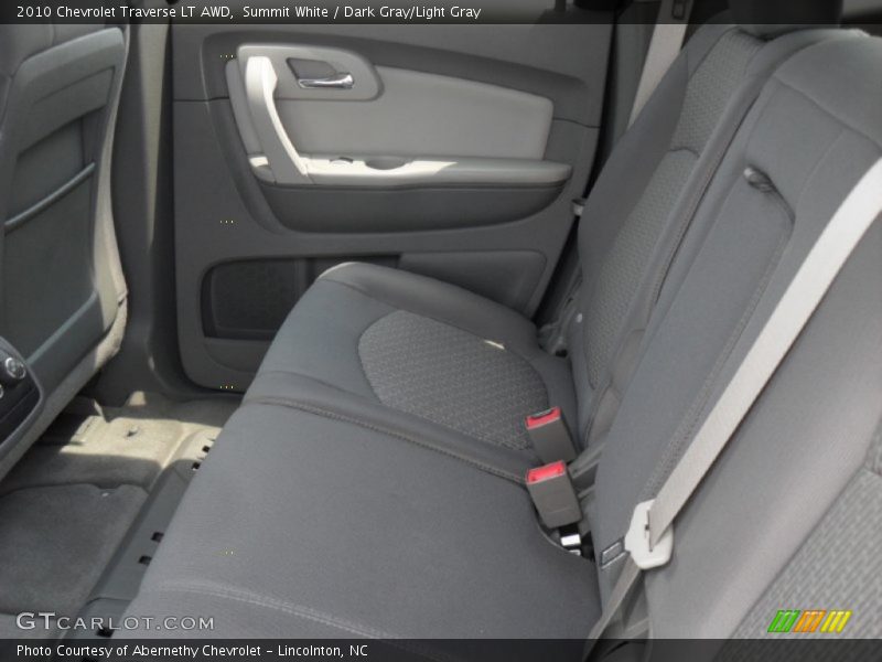 Summit White / Dark Gray/Light Gray 2010 Chevrolet Traverse LT AWD