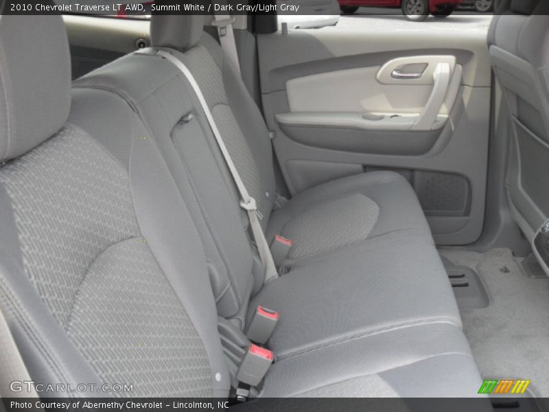 Summit White / Dark Gray/Light Gray 2010 Chevrolet Traverse LT AWD
