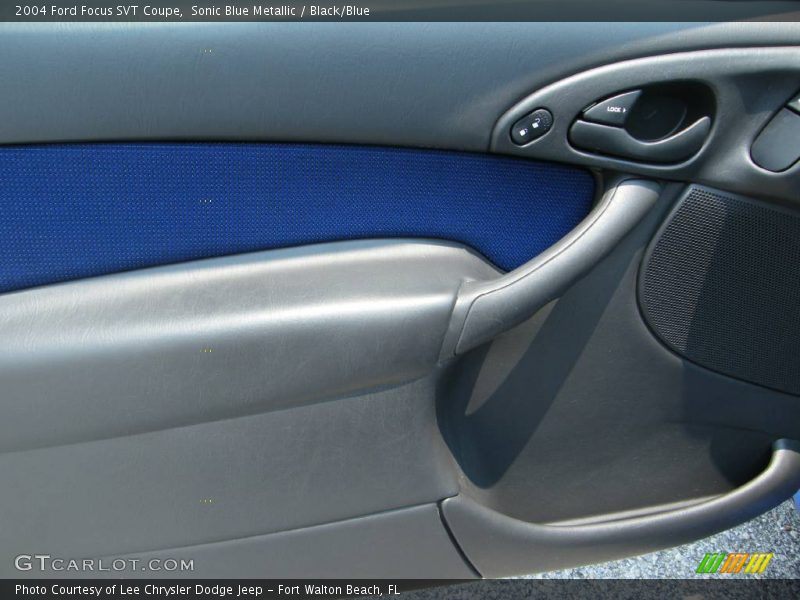 Sonic Blue Metallic / Black/Blue 2004 Ford Focus SVT Coupe