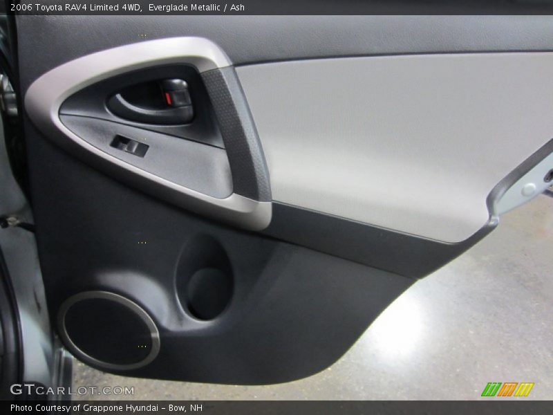 Everglade Metallic / Ash 2006 Toyota RAV4 Limited 4WD