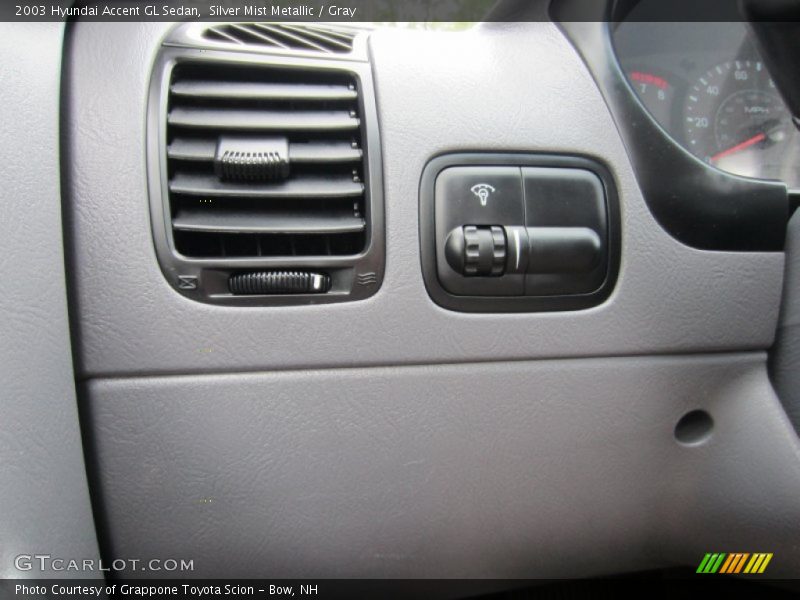 Silver Mist Metallic / Gray 2003 Hyundai Accent GL Sedan