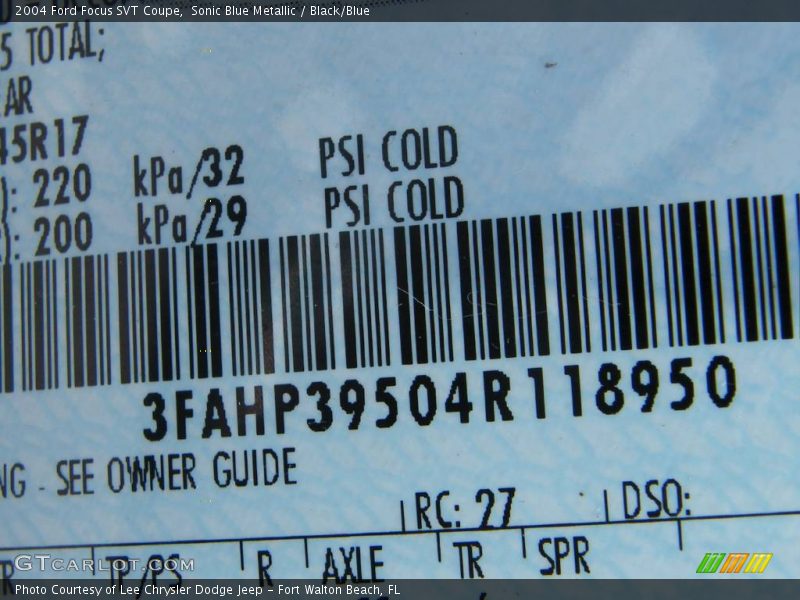 Sonic Blue Metallic / Black/Blue 2004 Ford Focus SVT Coupe