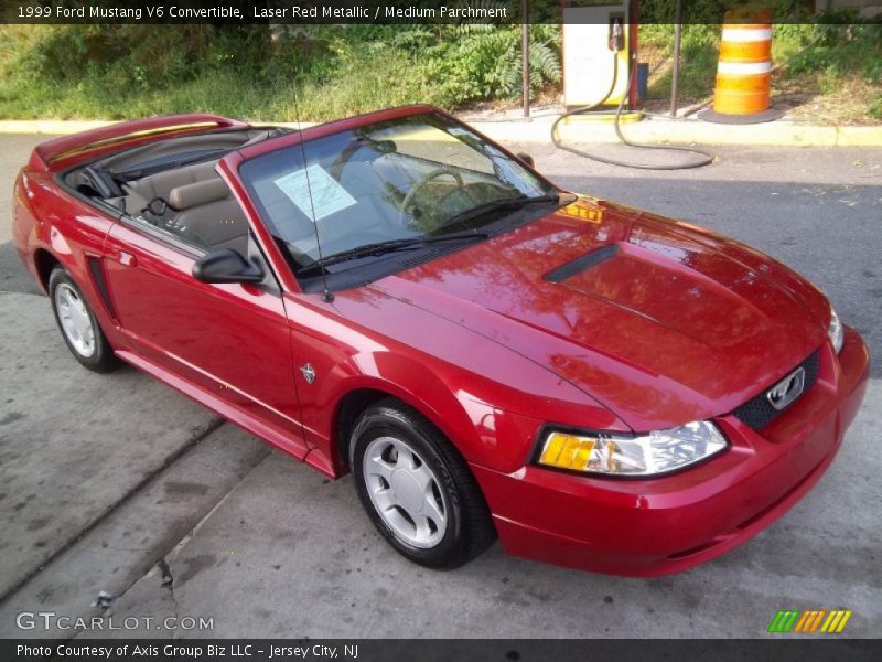 Laser Red Metallic / Medium Parchment 1999 Ford Mustang V6 Convertible