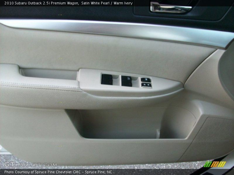 Satin White Pearl / Warm Ivory 2010 Subaru Outback 2.5i Premium Wagon