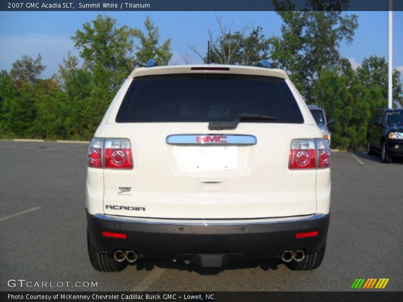 Summit White / Titanium 2007 GMC Acadia SLT