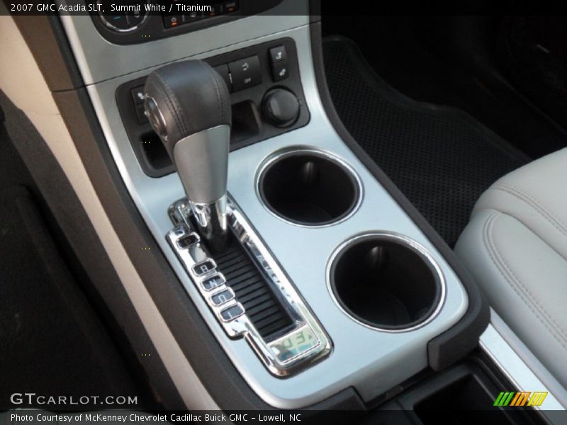 Summit White / Titanium 2007 GMC Acadia SLT