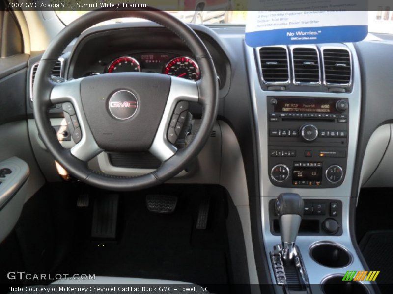 Summit White / Titanium 2007 GMC Acadia SLT