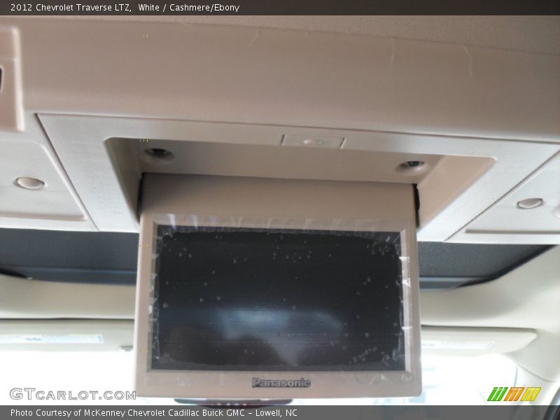 White / Cashmere/Ebony 2012 Chevrolet Traverse LTZ