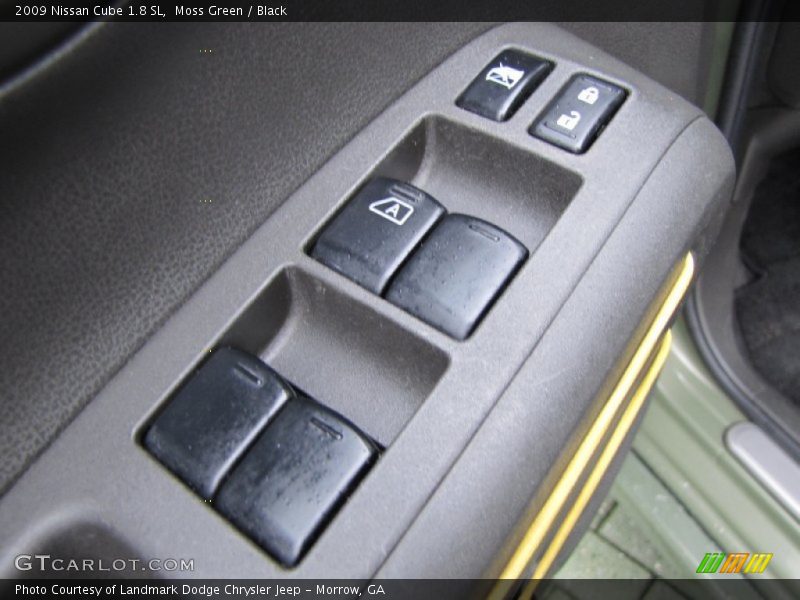 Moss Green / Black 2009 Nissan Cube 1.8 SL