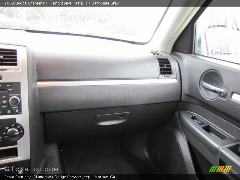 Bright Silver Metallic / Dark Slate Gray 2009 Dodge Charger R/T
