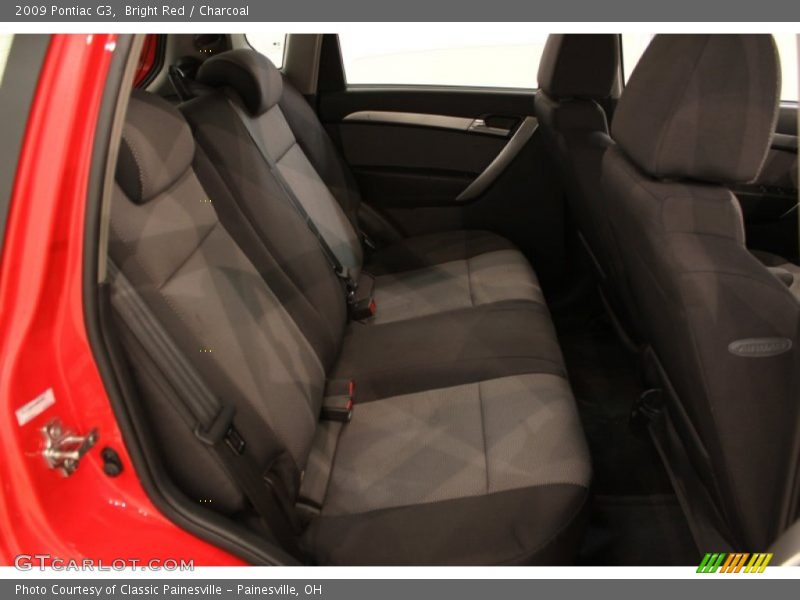 Bright Red / Charcoal 2009 Pontiac G3