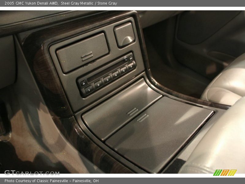 Steel Gray Metallic / Stone Gray 2005 GMC Yukon Denali AWD