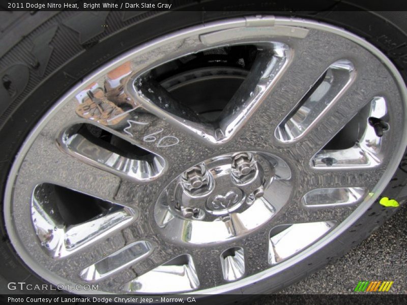 Bright White / Dark Slate Gray 2011 Dodge Nitro Heat
